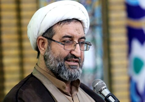 انتقاد امام جمعه از وفور محصولات بی کیفیت غذایی، آرایشی و بهداشتی در دزفول