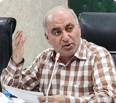 انتقاد شدید عضو شورای شهر از حیف‌و میل منابع شهرداری در جلسه شورای شهر