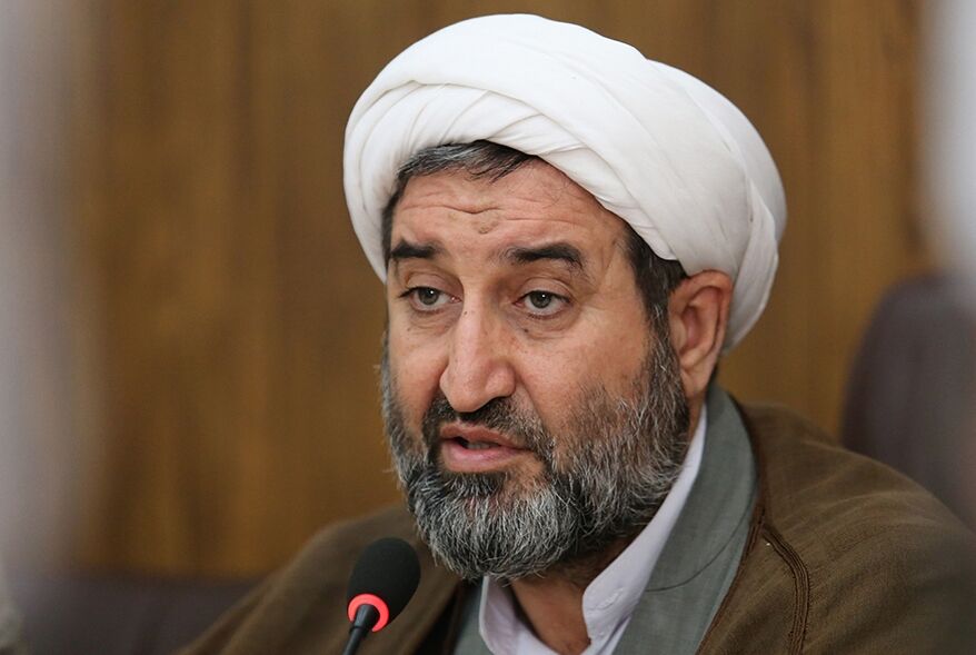 گلایه امام جمعه دزفول از حضور کمرنگ مسئولان در نمازجمعه این شهرستان